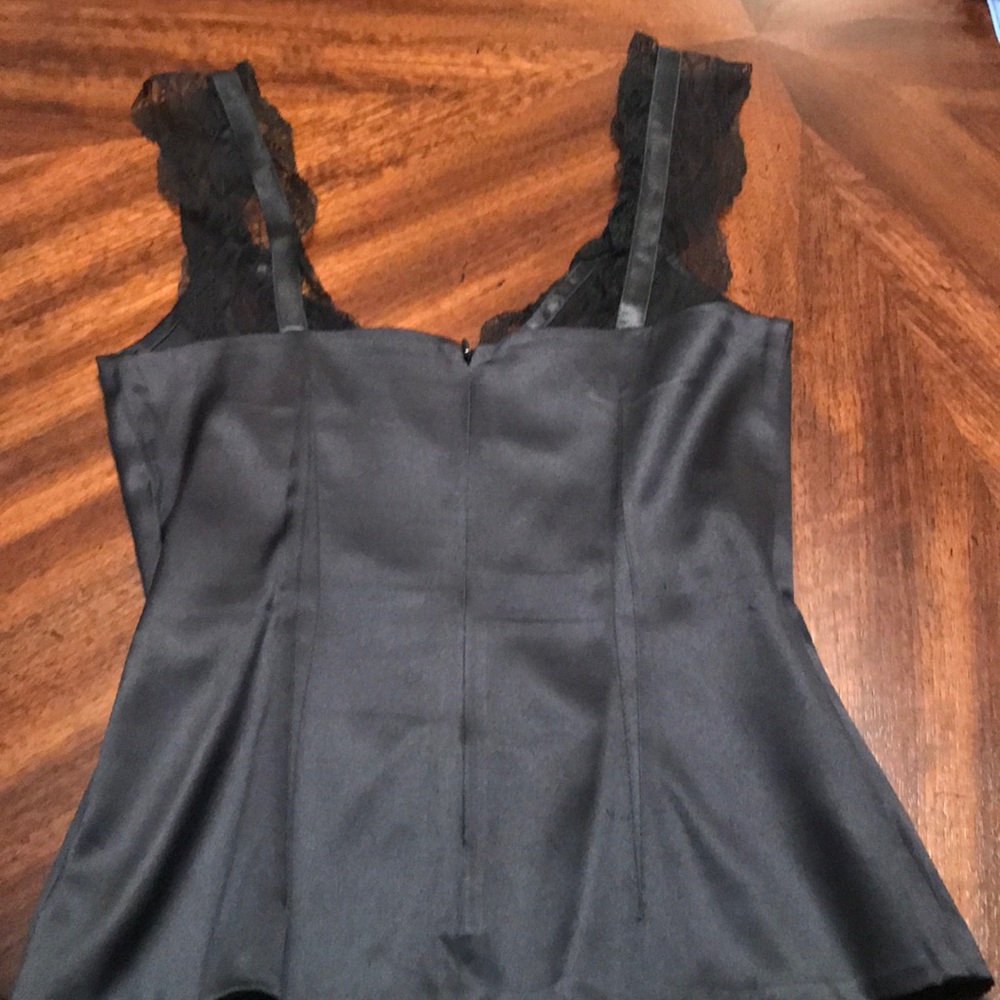 Top - Picture 2 of 3